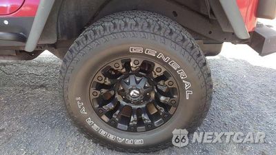 Zdjęcie 6 z 13 samochodu: 1999 JEEP WRANGLER / TJ SPORT VIN:1J4FY19S4XP474929 - miniatura