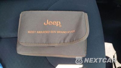 Zdjęcie 9 z 11 samochodu: 2016 JEEP WRANGLER UNLIMITED SPORT VIN:1C4BJWDG2GL177500 - miniatura