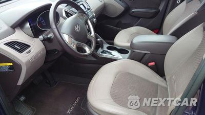 Zdjęcie 16 z 20 samochodu: 2012 HYUNDAI TUCSON GLS VIN:KM8JU3AC5CU391626 - miniatura