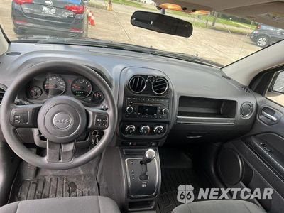 Zdjęcie 12 z 12 samochodu: 2012 JEEP COMPASS SPORT VIN:1C4NJDBB6CD661926 - miniatura