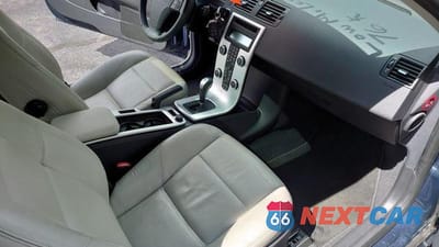 Zdjęcie 12 z 15 samochodu: 2012 VOLVO C30 T5 VIN:YV1672MK6C2278014 - miniatura