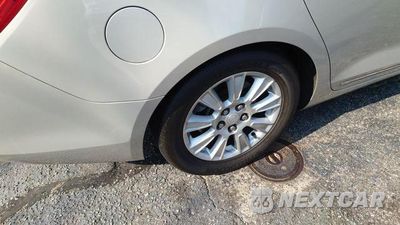 Zdjęcie 11 z 13 samochodu: 2010 BUICK LACROSSE CX VIN:1G4GB5EG4AF152935 - miniatura