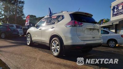 Trzecie zdjęcie samochodu z tyłu: 2015 NISSAN ROGUE S VIN:5N1AT2MK0FC797114 - miniatura