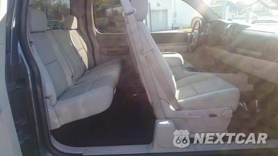 Czwarte zdjęcie samochodu z boku: 2007 CHEVROLET SILVERADO C1500 VIN:1GCEC19J37Z509861 - miniatura