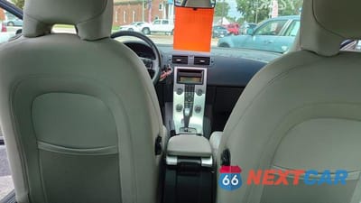 Zdjęcie 10 z 15 samochodu: 2012 VOLVO C30 T5 VIN:YV1672MK6C2278014 - miniatura