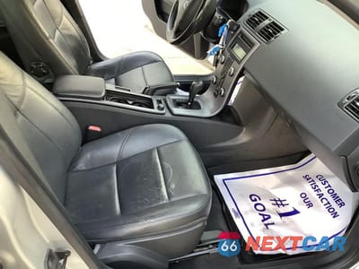 Zdjęcie 25 z 52 samochodu: 2008 VOLVO S40 2.4I VIN:YV1MS382082368627 - miniatura