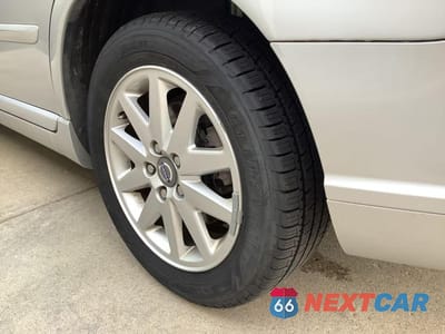 Zdjęcie 22 z 52 samochodu: 2008 VOLVO S40 2.4I VIN:YV1MS382082368627 - miniatura