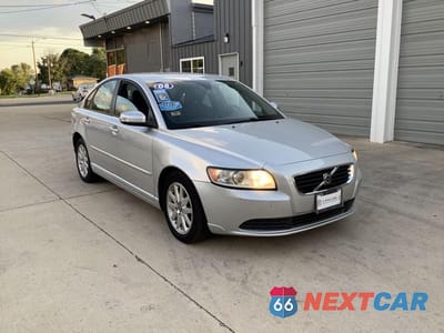 2008 VOLVO S40 2.4I YV1MS382082368627 - główne zdjęcie licytacji z USA - miniatura