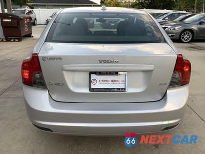 Zdjęcie 6 z 52 samochodu: 2008 VOLVO S40 2.4I VIN:YV1MS382082368627 - miniatura