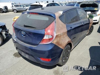 Czwarte zdjęcie samochodu z boku: 2017 HYUNDAI ACCENT SE VIN:KMHCT5AE8HU346860 - miniatura