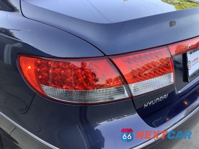 Zdjęcie 12 z 61 samochodu: 2006 HYUNDAI AZERA SE VIN:KMHFC46F36A102766 - miniatura