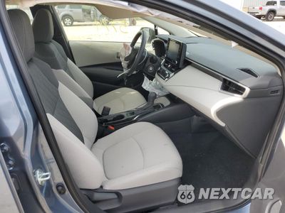 Piąte zdjęcie samochodu w środku: 2022 TOYOTA COROLLA LE VIN:JTDEPMAE4N3019143 - miniatura
