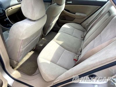 Zdjęcie 10 z 12 samochodu: 2003 HONDA ACCORD LX VIN:3HGCM56303G711330 - miniatura