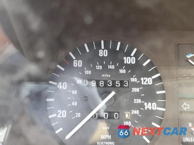 Zdjęcie 8 z 10 samochodu: 1989 BMW 635 CSI AUTOMATIC VIN:WBAEC8411K3268889 - miniatura