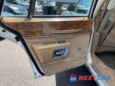 Zdjęcie 10 z 17 samochodu: 1985 BUICK LESABRE LIMITED VIN:1G4BP69Y2FX458926 - miniatura