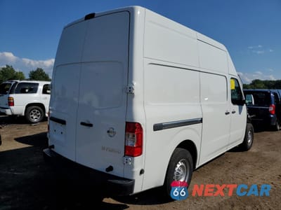 Czwarte zdjęcie samochodu z boku: 2018 NISSAN NV 2500 S VIN:1N6BF0LY2JN800096 - miniatura