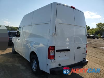 Trzecie zdjęcie samochodu z tyłu: 2018 NISSAN NV 2500 S VIN:1N6BF0LY2JN800096 - miniatura