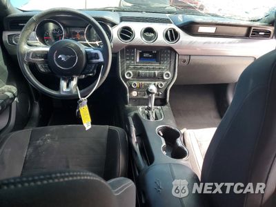 Zdjęcie 9 z 10 samochodu: 2017 FORD MUSTANG VIN:1FA6P8TH0H5208437 - miniatura