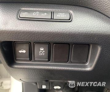 Zdjęcie 17 z 20 samochodu: 2017 NISSAN ALTIMA 2.5 VIN:1N4AL3AP2HC181997 - miniatura