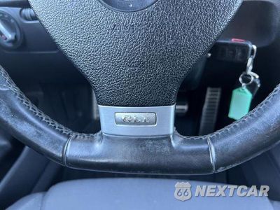 Zdjęcie 29 z 35 samochodu: 2008 VOLKSWAGEN GLI VIN:3VWBJ71K88M119175 - miniatura