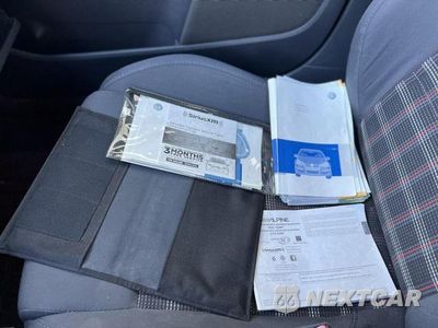 Zdjęcie 20 z 35 samochodu: 2008 VOLKSWAGEN GLI VIN:3VWBJ71K88M119175 - miniatura