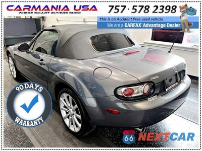 Zdjęcie 11 z 30 samochodu: 2006 MAZDA MX-5 MIATA VIN:JM1NC25F260114225 - miniatura