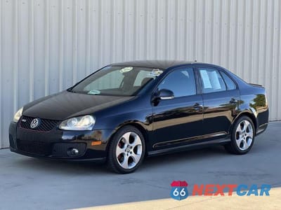 Zdjęcie 16 z 35 samochodu: 2008 VOLKSWAGEN GLI VIN:3VWBJ71K88M119175 - miniatura