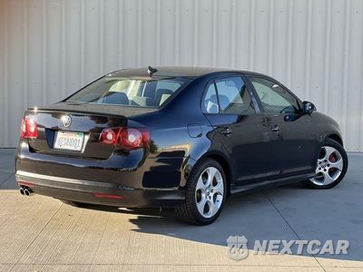 Zdjęcie 33 z 35 samochodu: 2008 VOLKSWAGEN GLI VIN:3VWBJ71K88M119175 - miniatura