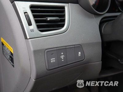 Zdjęcie 23 z 30 samochodu: 2013 HYUNDAI ELANTRA GLS VIN:KMHDH4AE9DU721598 - miniatura