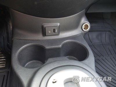 Zdjęcie 26 z 29 samochodu: 2017 NISSAN VERSA S VIN:3N1CN7AP9HL835745 - miniatura