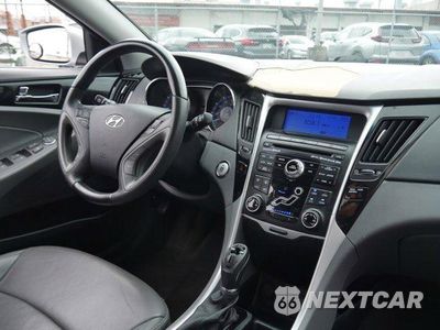 Zdjęcie 14 z 30 samochodu: 2011 HYUNDAI SONATA SE VIN:5NPEC4AC1BH079326 - miniatura