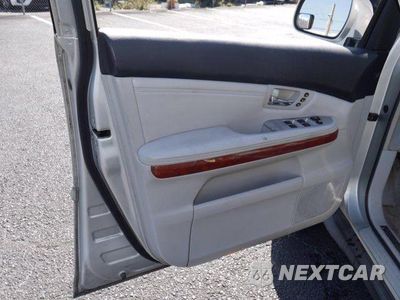 Zdjęcie 19 z 30 samochodu: 2004 LEXUS RX 330 VIN:JTJGA31UX40031953 - miniatura