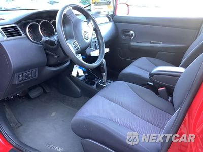 Zdjęcie 39 z 50 samochodu: 2008 NISSAN VERSA S VIN:3N1BC13E28L354178 - miniatura