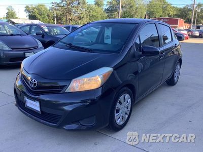 Trzecie zdjęcie samochodu z tyłu: 2012 TOYOTA YARIS VIN:JTDKTUD35CD535866 - miniatura