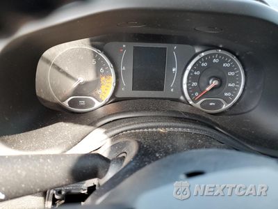 Zdjęcie 8 z 10 samochodu: 2016 JEEP RENEGADE LATITUDE VIN:ZACCJABTXGPD04898 - miniatura