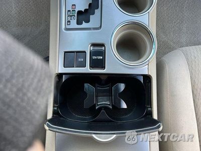 Zdjęcie 21 z 41 samochodu: 2008 TOYOTA HIGHLANDER VIN:JTEDS41A282028646 - miniatura