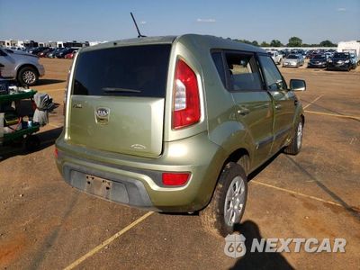 Czwarte zdjęcie samochodu z boku: 2013 KIA SOUL VIN:KNDJT2A53D7632604 - miniatura