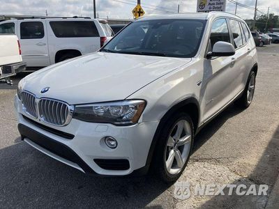 Trzecie zdjęcie samochodu z tyłu: 2017 BMW X3 SDRIVE28I VIN:5UXWZ7C35H0V89409 - miniatura