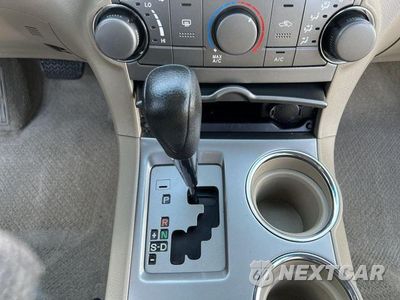Zdjęcie 20 z 41 samochodu: 2008 TOYOTA HIGHLANDER VIN:JTEDS41A282028646 - miniatura
