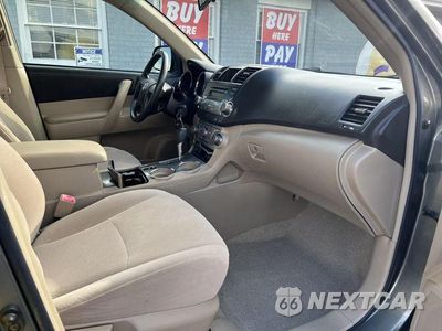 Zdjęcie 27 z 41 samochodu: 2008 TOYOTA HIGHLANDER VIN:JTEDS41A282028646 - miniatura