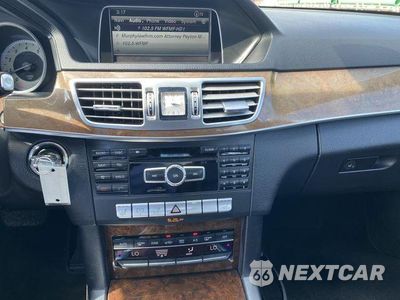 Zdjęcie 17 z 17 samochodu: 2014 MERCEDES-BENZ E 350 VIN:WDDHF5KBXEA947759 - miniatura