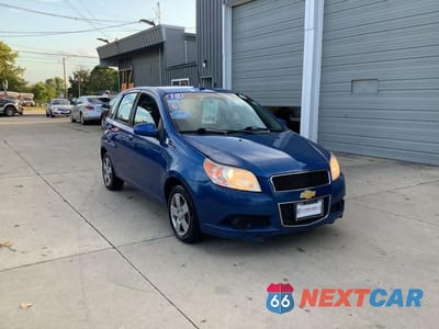 2010 CHEVROLET AVEO LS KL1TD6DE8AB136092 - główne zdjęcie licytacji z USA - miniatura