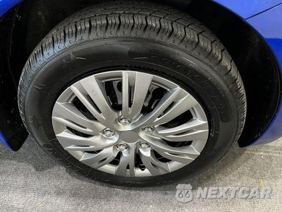 Czwarte zdjęcie samochodu z boku: 2015 NISSAN VERSA NOTE S VIN:3N1CE2CPXFL358854 - miniatura
