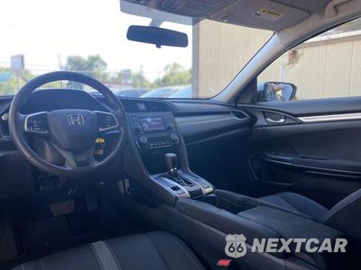 Zdjęcie 14 z 18 samochodu: 2018 HONDA CIVIC LX VIN:2HGFC2F5XJH541216 - miniatura