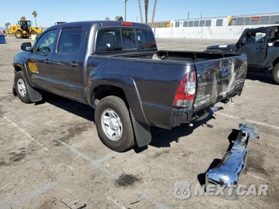 Trzecie zdjęcie samochodu z tyłu: 2015 TOYOTA TACOMA DOUBLE CAB PRERUNNER VIN:3TMJU4GN2FM187054 - miniatura