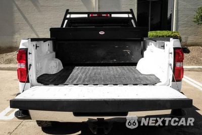 Zdjęcie 46 z 52 samochodu: 2017 GMC SIERRA K2500 HEAVY DUTY VIN:1GT12REG1HF129009 - miniatura