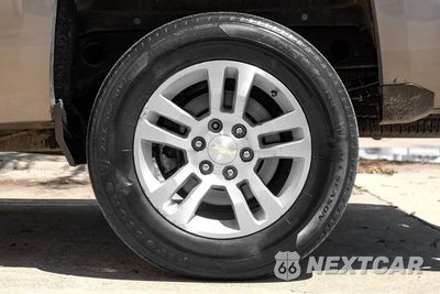 Zdjęcie 57 z 60 samochodu: 2017 CHEVROLET SILVERADO C1500 LT VIN:3GCPCREC0HG305065 - miniatura