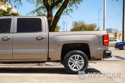 Zdjęcie 13 z 60 samochodu: 2017 CHEVROLET SILVERADO C1500 LT VIN:3GCPCREC0HG305065 - miniatura