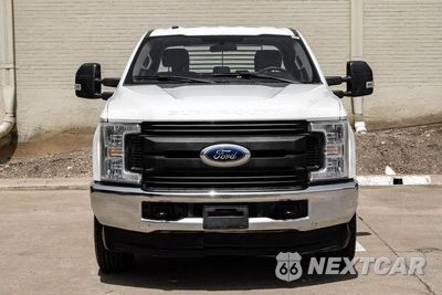 Trzecie zdjęcie samochodu z tyłu: 2018 FORD F250 SUPER DUTY VIN:1FD7W2BT8JEC49534 - miniatura