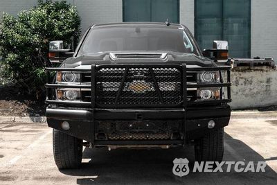 Trzecie zdjęcie samochodu z tyłu: 2019 CHEVROLET SILVERADO K3500 LTZ VIN:1GC4KXEY3KF183719 - miniatura